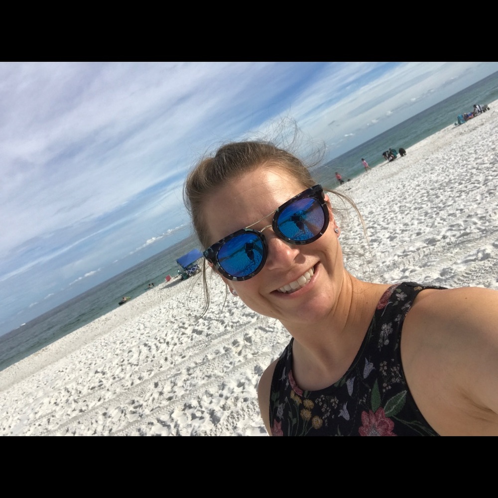 Meet your Posher, Stefanie